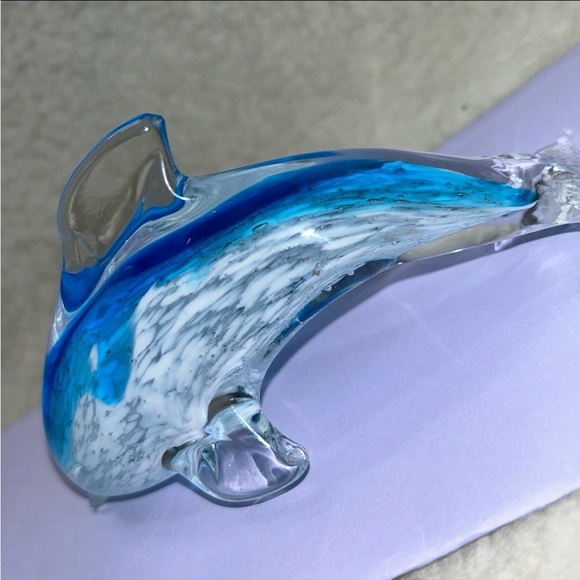 Art Glass paper weight jumping dolphin blue & white 3" x 6" - Picture 7 of 9